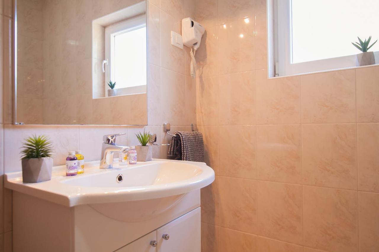 Hotel Villa Dzamonja Bol Ngoại thất bức ảnh