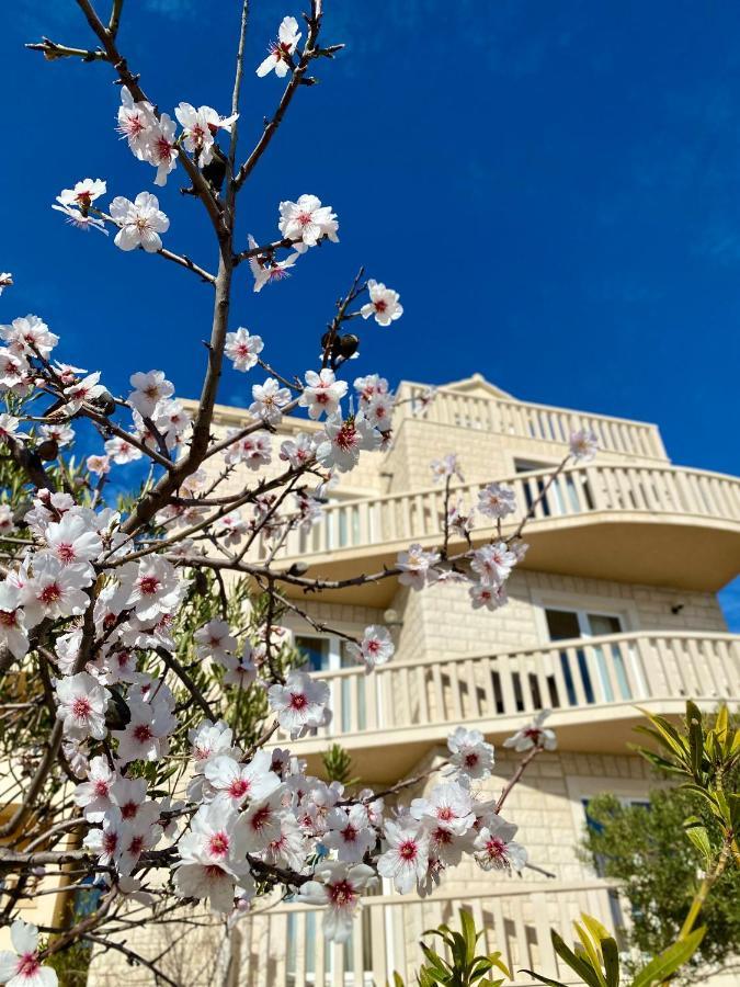 Hotel Villa Dzamonja Bol Ngoại thất bức ảnh